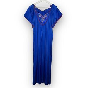 Vintage Vanity Fair Bright Blue Embroidered Nightgown Women’s Size XXL Flawed